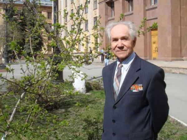 Геннадий Комиссаров: «Остался в живых благодаря бабушке»